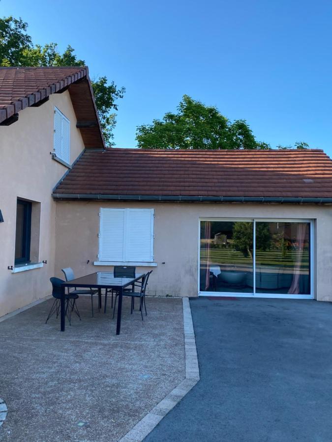 Agreable Chambre D'Hote Calme Avec Piscine Souvans Εξωτερικό φωτογραφία